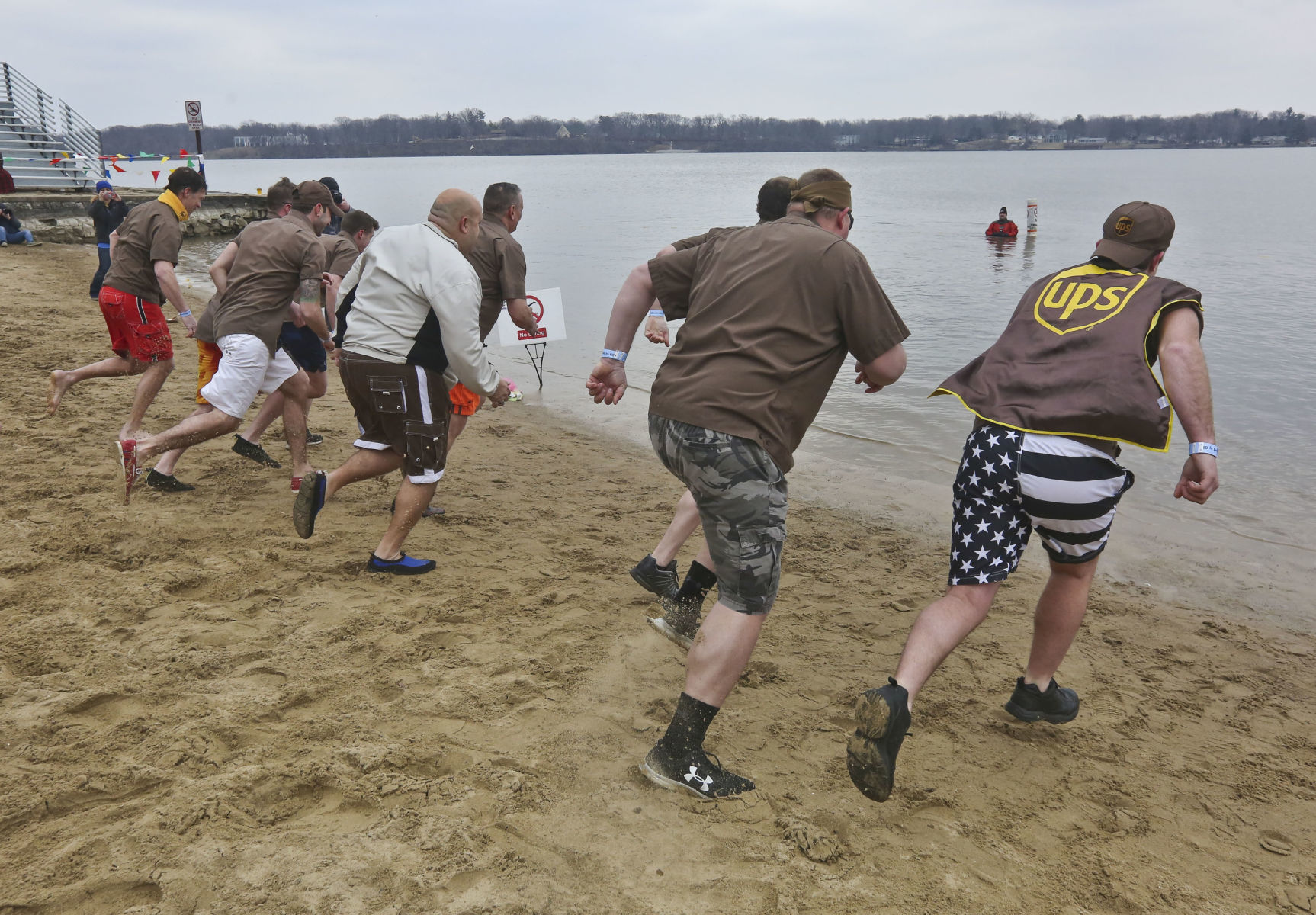 Polar Plunge 34 3.02.19.JPG